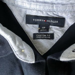 Small Tommy Hilfiger size small